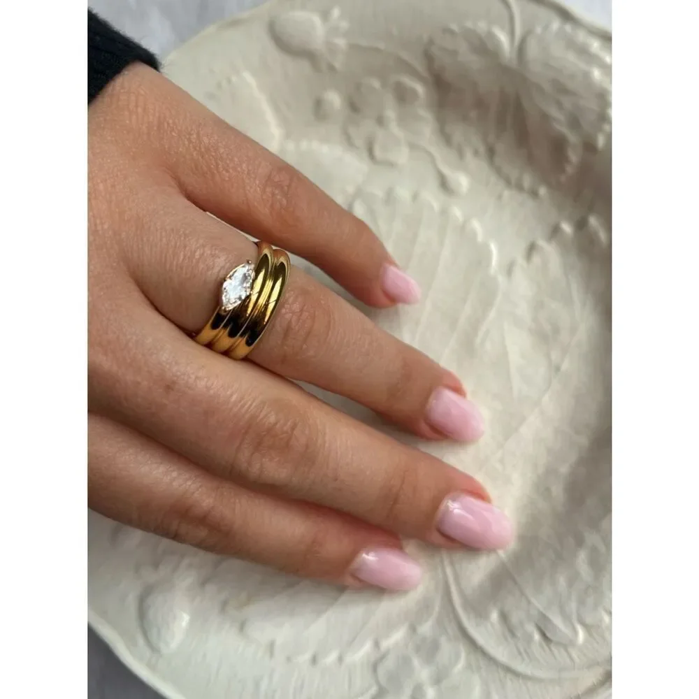 Anthropologie Gold Stacked Ring with Clear Pear Stone R377